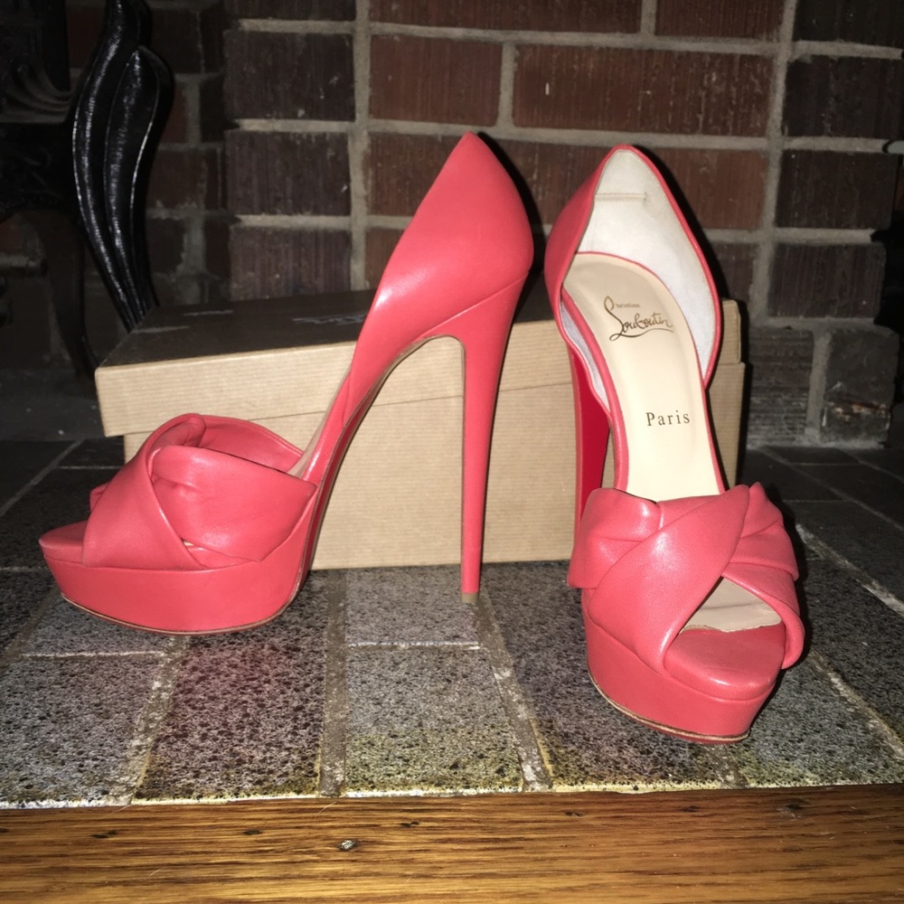 Christian Louboutin Volpi pink peep toe heels